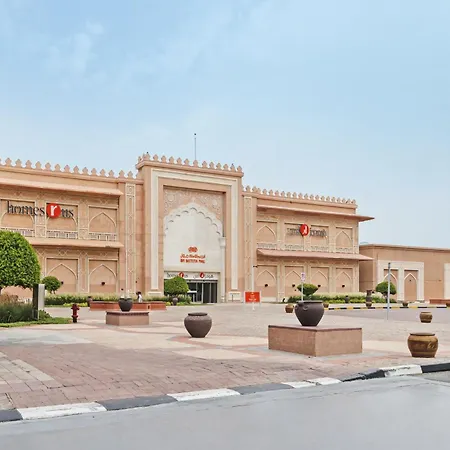 Luxury Studio Near Battua Mall Dubai Exterior photo