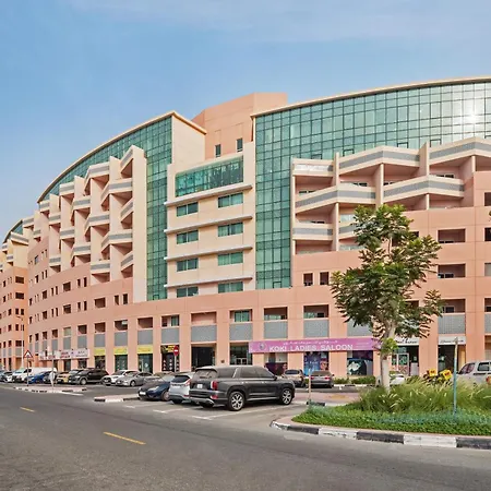 Luxury Studio Near Battua Mall Dubai Exterior photo