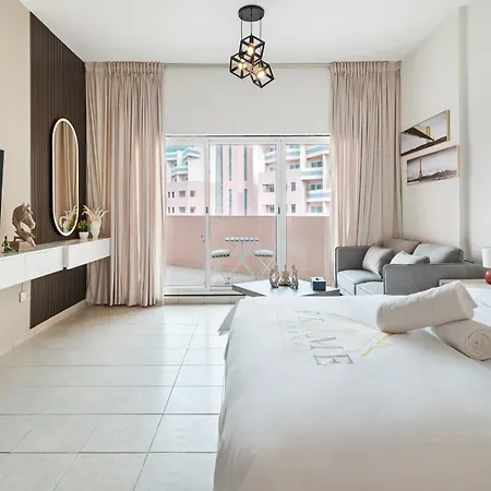 Luxury Studio Near Battua Mall Dubai Exterior photo